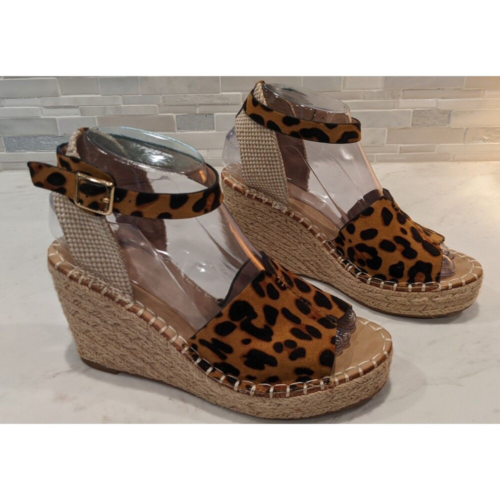 Catherine Malandrino "Estar" Leopard Print Leather Wedge Ankle Strap Sandals 7